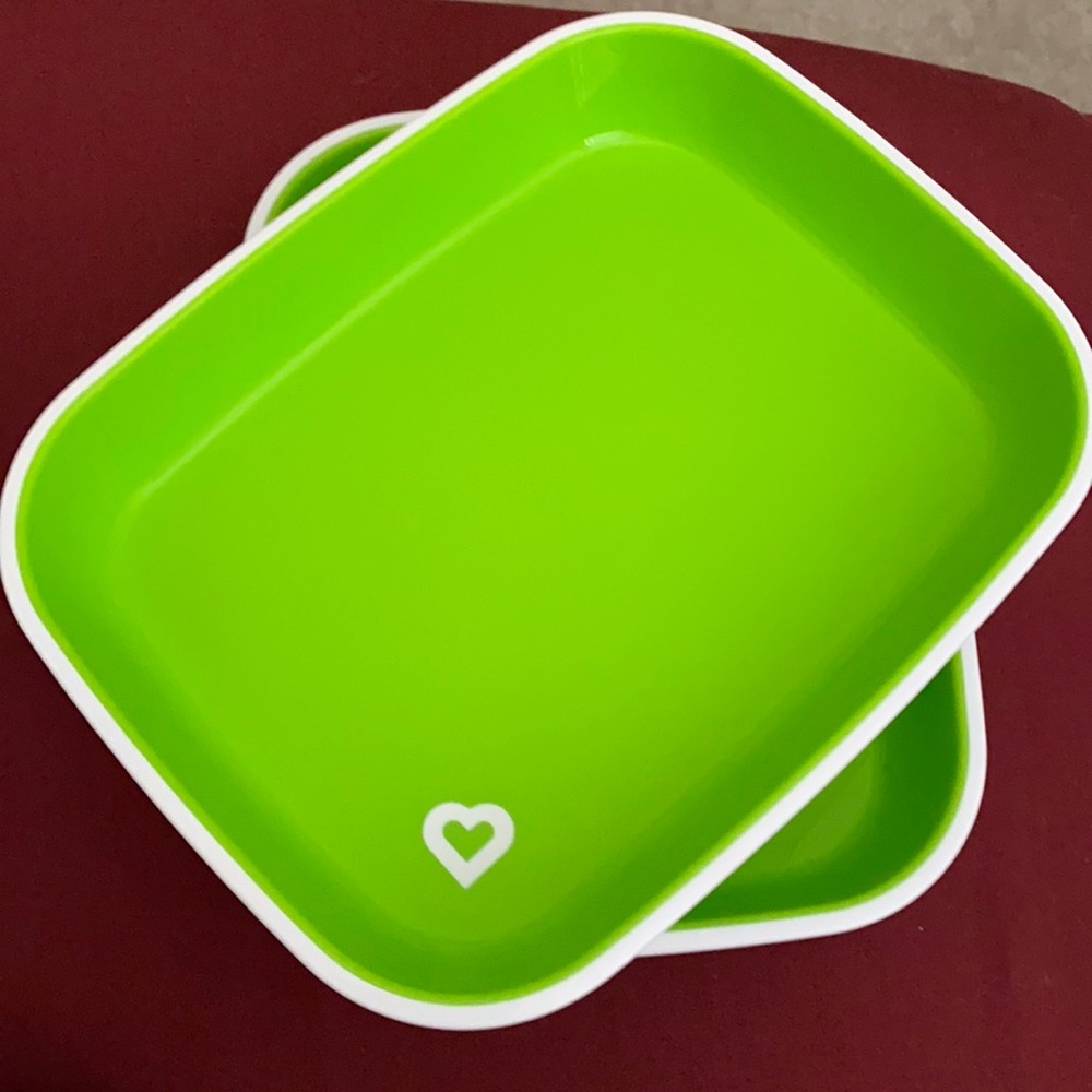 Munchkin toddler plates